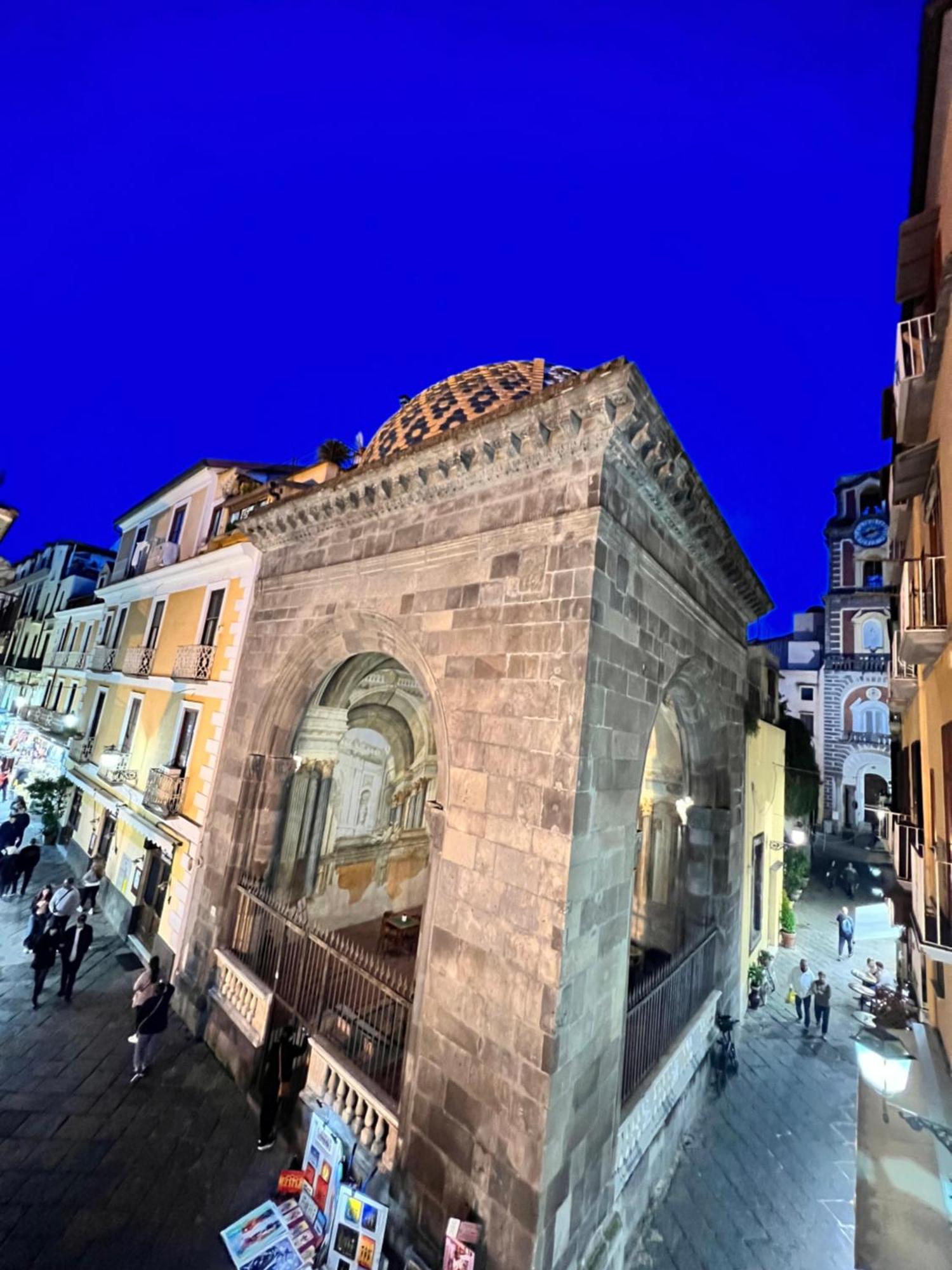 Palazzo Ammone - Sedil Dominova Apartment ซอร์เรนโต ภายนอก รูปภาพ