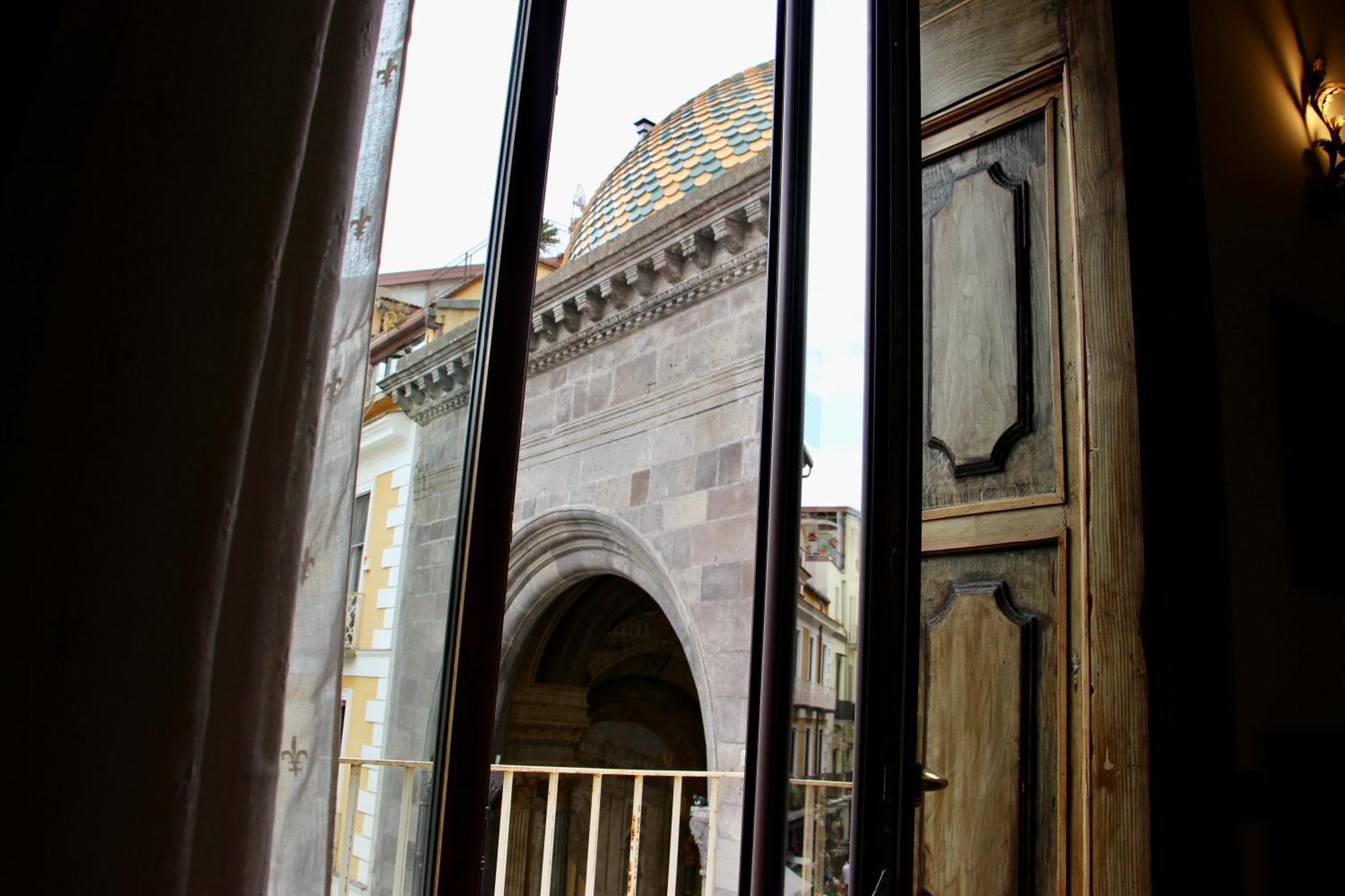 Palazzo Ammone - Sedil Dominova Apartment ซอร์เรนโต ภายนอก รูปภาพ
