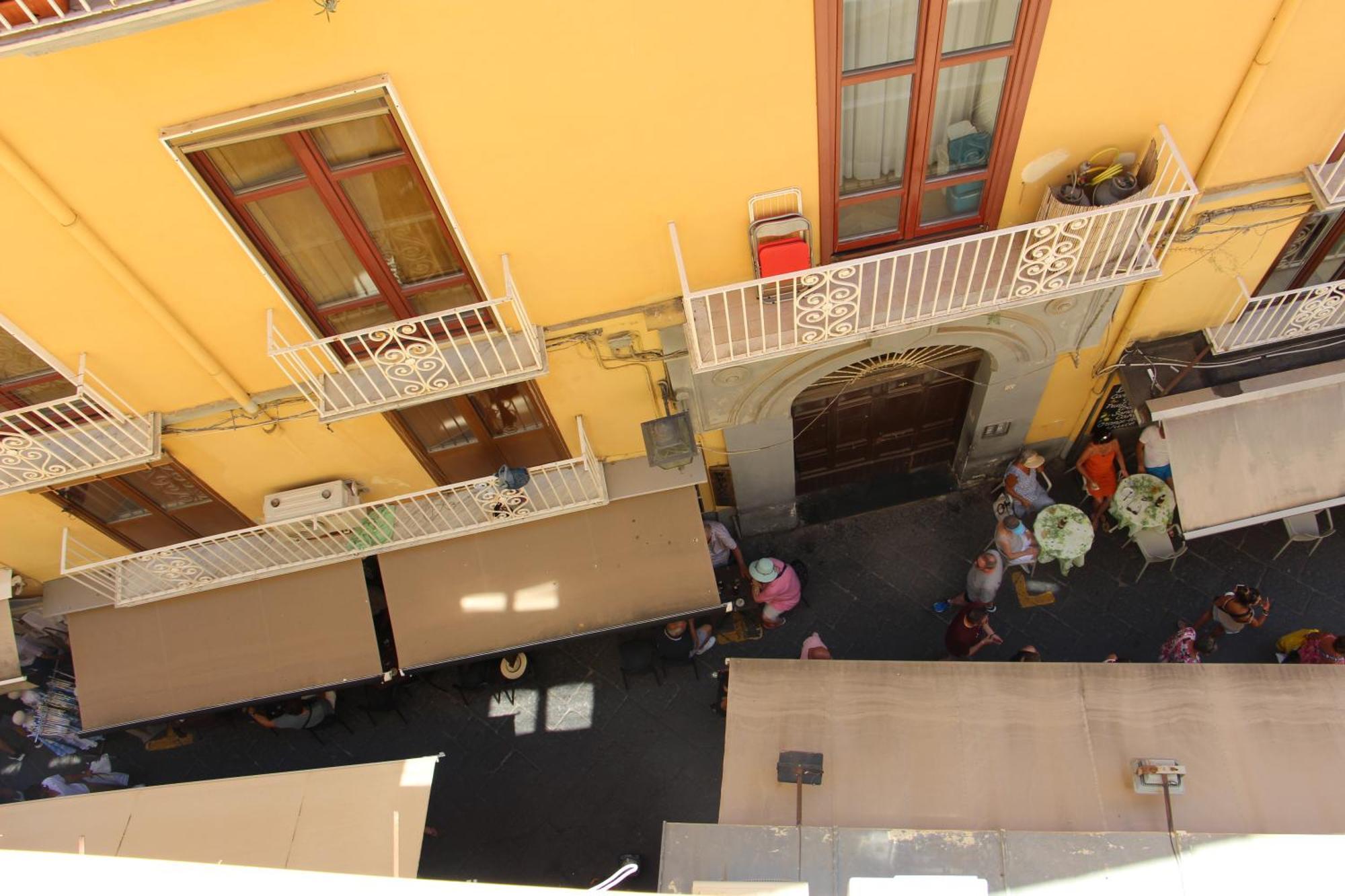 Palazzo Ammone - Sedil Dominova Apartment ซอร์เรนโต ภายนอก รูปภาพ