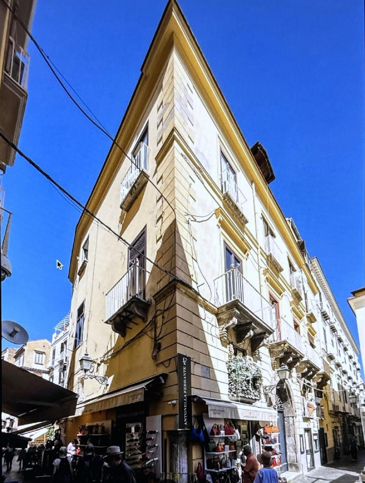 Palazzo Ammone - Sedil Dominova Apartment ซอร์เรนโต ภายนอก รูปภาพ